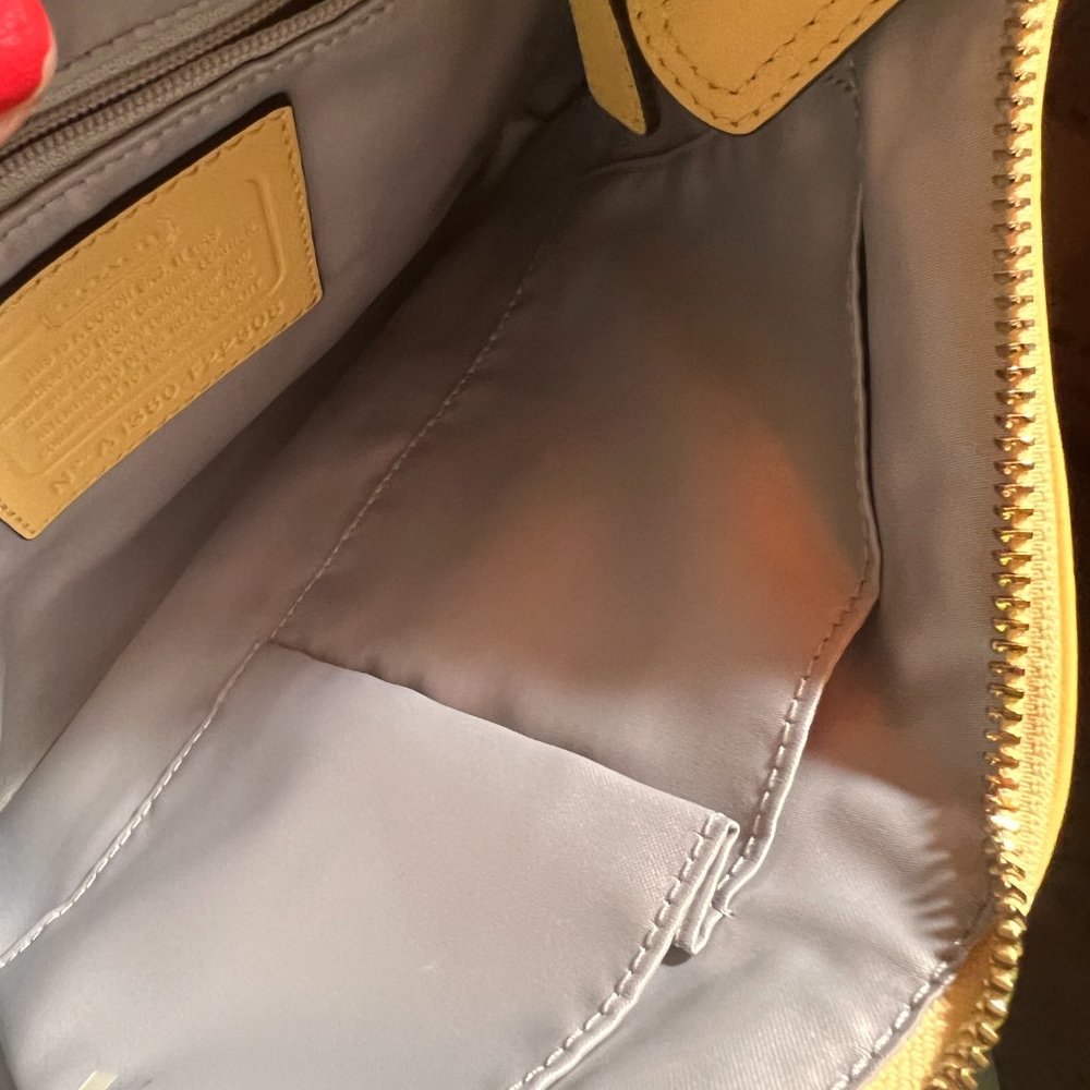 Coach Kristin shoulder/crossbody bag yellow leather - Picture 3 of 12